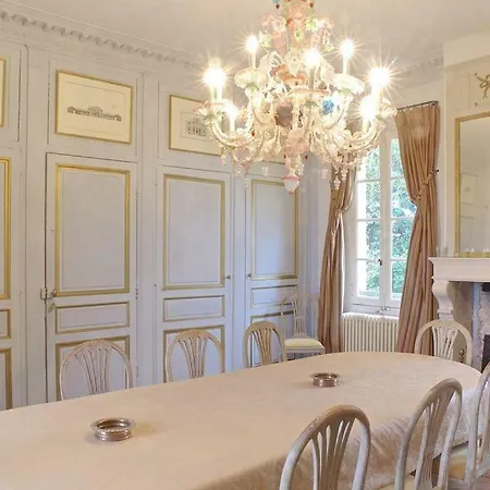 Villa Chateau De L Hermitage Izon