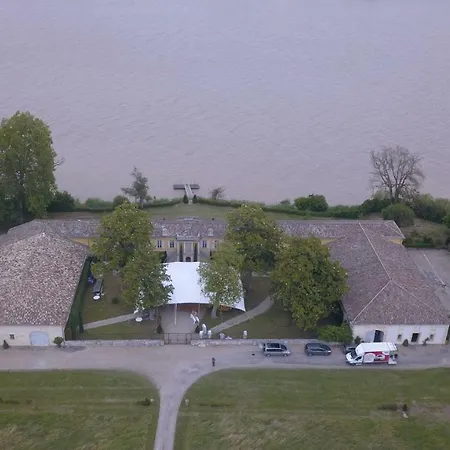 Chateau De L Hermitage Villa